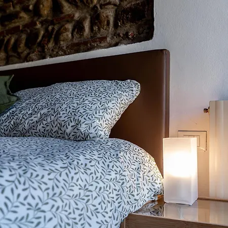 Casa Anna - Vicolo Satiro, Old Town Appartement
